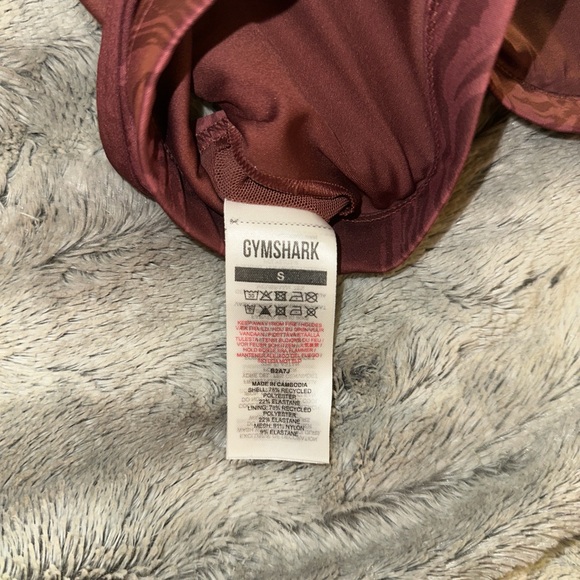 LIKE NEW women’s small ‘Gymshark’ power sports bra - Picture 4 of 4